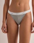 Calvin Klein Underwear - Harmaa - String Thong 3PK