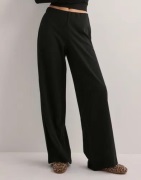 Vero Moda - Musta - Vmberlin Zamira Mw Wide Pant Noos