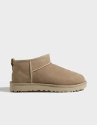 UGG - Beige - W Classic Ultra Mini