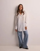 Vero Moda - Valkoinen - Vmodana Ls Long Shirt Wvn Ga