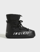 Inuikii - Musta - Mountain Boot