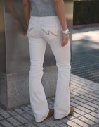 Nelly - Valkoinen - Low Waist Bootcut Stitch Jeans