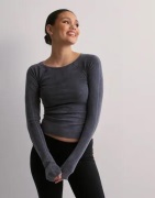 Nelly - Harmaa - Favorite Washed Out LS Top