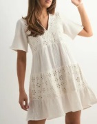 Vero Moda - Valkoinen - Vmnatali 2/4 Short Dress Wvn Ga