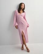 Nelly - Vaaleanpunainen - Buttoned Structure Dress