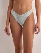 Nelly - Sininen - Bouquet Bikini Panty