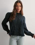 Neo Noir - Sininen - Ebba S Voile Blouse