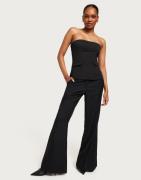 Vero Moda - Musta - Vmavery Mr Flared Pant