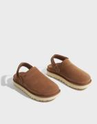 UGG - Ruskea - W Goldenstar Clog
