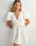 Nelly - Valkoinen - Fancy Wrap Dress