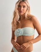 Nelly - Sininen - Bouquet Bikini Top