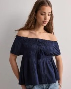 Nelly - Sininen - Tassel Blouse