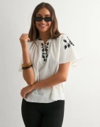 Vero Moda - Valkoinen - Vmquinn Ss Top Wvn Ga
