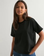 Pieces - Musta - Pcskylar Ss Tee Jrs Noos