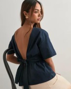 Nelly - Sininen - Tied Short Sleeve Top