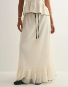 Neo Noir - Valkoinen - Ariella Crepe Skirt