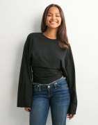 Nelly - Musta - Wide Sleeve LS Top