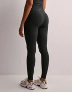 Aim'n - Musta - Ribbed Performance Tights