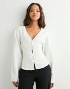 Nelly - Valkoinen - Shaped Button Blouse