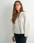 Only - Valkoinen - Onlthyra Life Ls V-Neck Top Noos Wv
