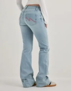 Nelly - Sininen - Low Waist Bootcut Stitch Jeans