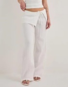 Nelly - Valkoinen - Skirt Detail Pants