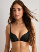 Nelly - Musta - Illusions Bikini Bra