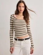 Nelly - Ruskea - In Love LS Top