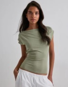 Nelly - Vihreä - Ultra Soft Shoulder Top
