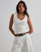 Gina Tricot - Valkoinen - Tight v-neck rib tank
