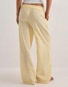 Vero Moda - Keltainen - Vmelena Hw Stripe Pant Wvn