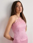 Nelly - Vaaleanpunainen - Satin Halter Top