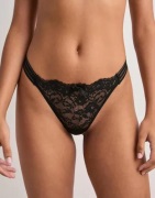 Hunkemöller - Musta - 3-pack Sully Hl String Tr