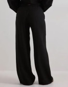 Nelly - Musta - Pull On Crinkled Pants