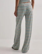 Nelly - Kuviollinen - Chill Stripe Low Waist Pants