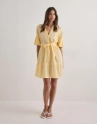 Vero Moda - Keltainen - Vmelena 2/4 Short Dress Wvn